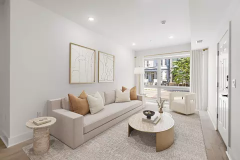 1001 Summit Ave #1, Jersey City, NJ 07307