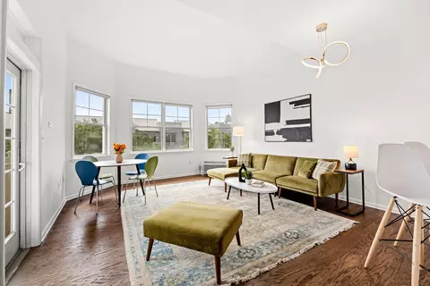 15 Freedom Way #401, Jersey City, NJ 07305
