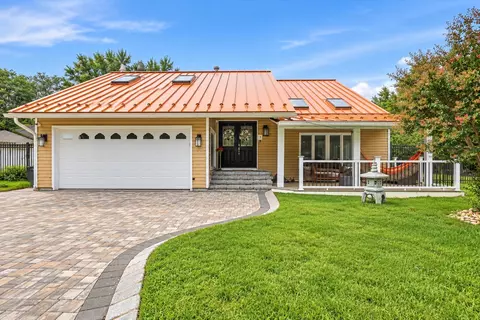 19 Hillside Rd, Manalapan, NJ 07726