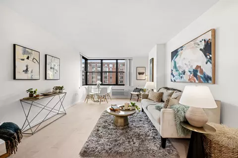 2 Constitution Ct #1008, Hoboken, NJ 07030
