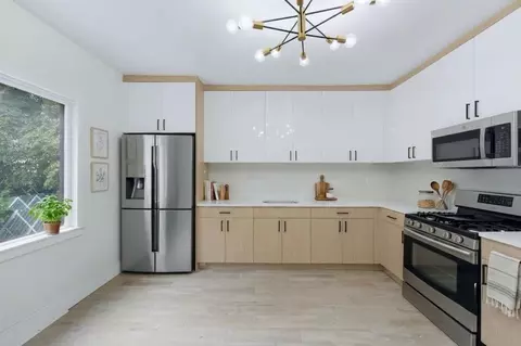 281 Avenue C, Bayonne, NJ 07002