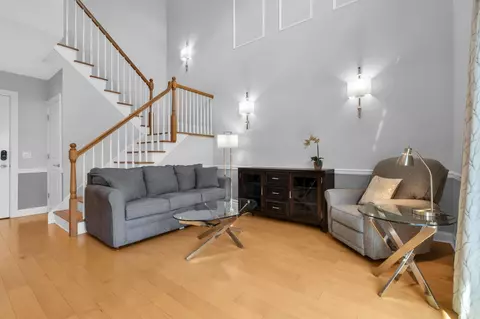 769 Montgomery St #208, Jersey City, NJ 07306