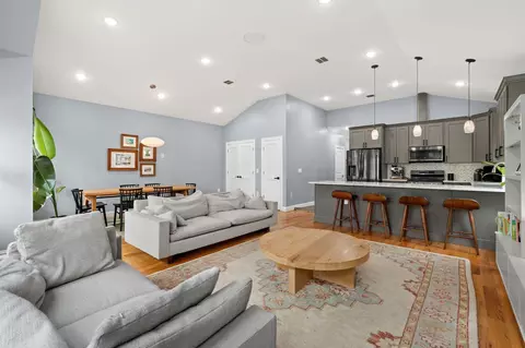 455 Mallory Ave, Jersey City, NJ 07306