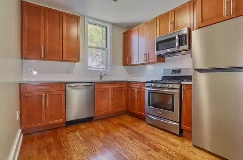 824 Washington St #4, Hoboken, NJ 07030