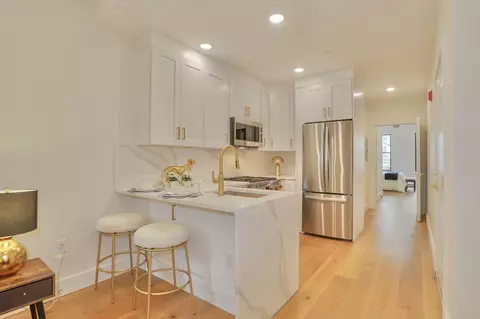 842 Park Ave #401, Hoboken, NJ 07030
