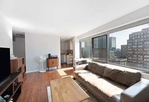 135 Montgomery St #20A, Jersey City, NJ 07302