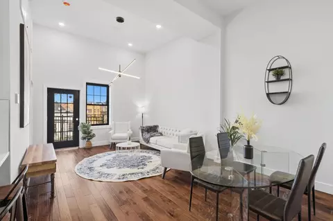 104 Glenwood Ave #205, Jersey City, NJ 07306