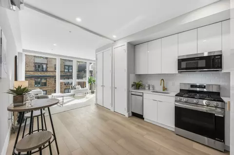 77 Van Reypen St #1, Jersey City, NJ 07306