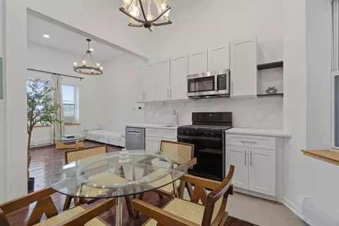 25 High St #4, Jersey City, NJ 07306