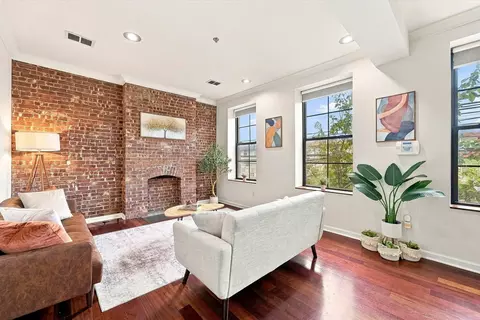 380 Luis M Marin Blvd #2R, Jersey City, NJ 07302
