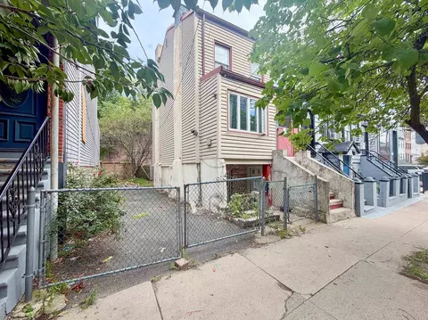 364 5 5th St, Jc Downtown, NJ 07302