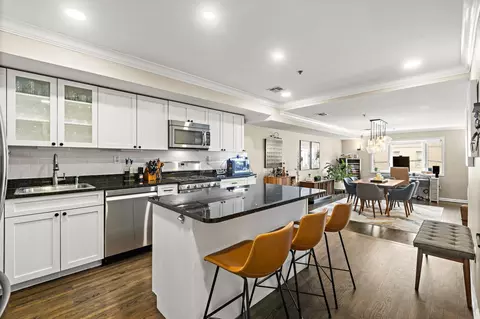 721 Madison St #4S, Hoboken, NJ 07030