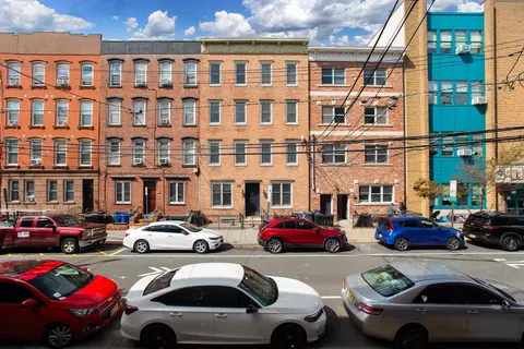 518 Park Ave #1L, Hoboken, NJ 07030