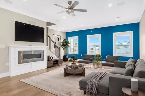 9 Stagg St #2, Jersey City, NJ 07306
