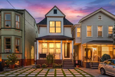 85 Sherman Pl #RESIDENCE 01, Jersey City, NJ 07307