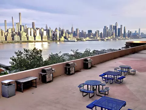 6600 Blvd E #11K, West New York, NJ 07093