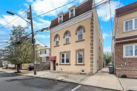 82 E 26th St, Bayonne, NJ 07002