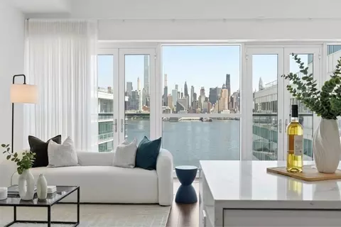 800 Avenue At Port Imperial #1010, Weehawken, NJ 07086