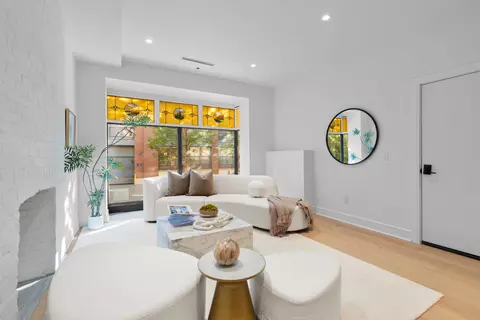 225 Montgomery St #1, Jersey City, NJ 07302