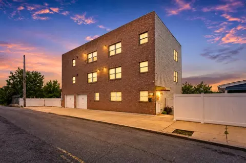 147 Liberty Ave, Jersey City, NJ 07306