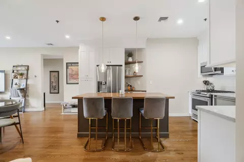 212 Madison St #3C, Hoboken, NJ 07030