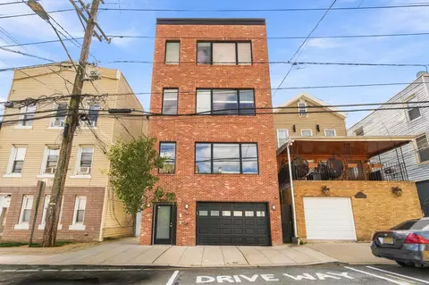 315 5th St 1 #1 (2ND ), Union City, NJ 07087