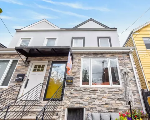 106 Astor Pl, Jersey City, NJ 07304
