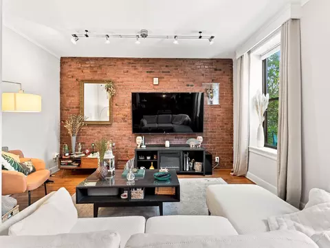 603 1st St # 2, Hoboken, NJ 07030