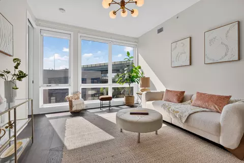 380 Newark Ave #607, Jersey City, NJ 07302