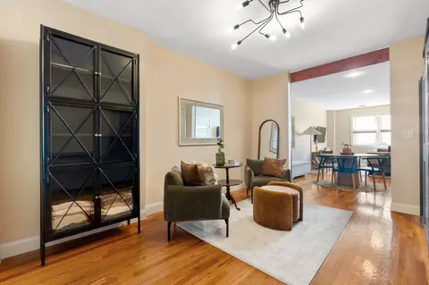 220 7th St #1L, Hoboken, NJ 07030