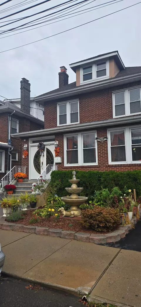 516 80th St, North Bergen, NJ 07047