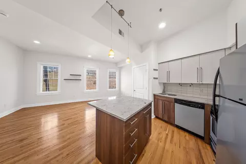 473 Newark Ave #201, Jersey City, NJ 07306