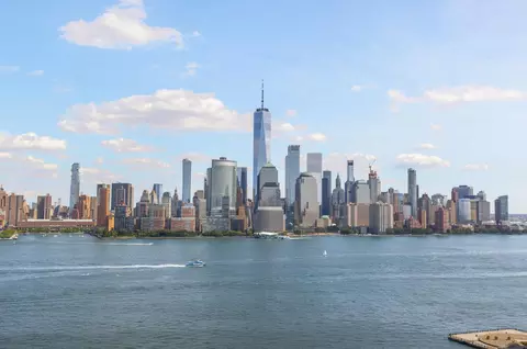 2 2nd St #1902, Jersey City, NJ 07302