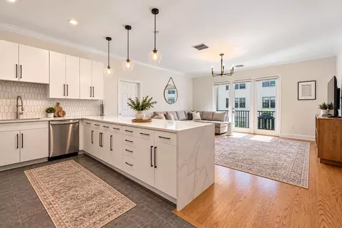 1301 Adams St #402, Hoboken, NJ 07030