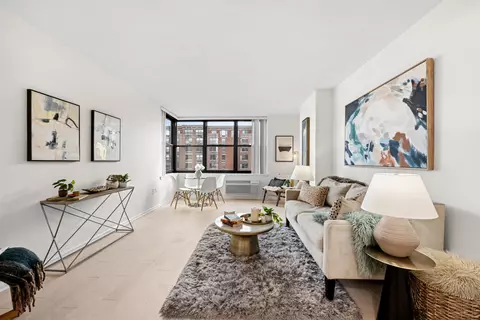 2 Constitution Ct #1008, Hoboken, NJ 07030