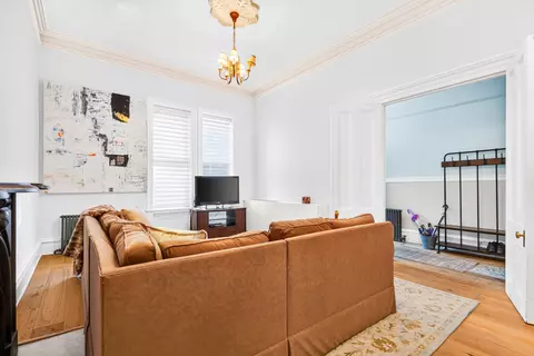 64 Sussex St, Jersey City, NJ 07302