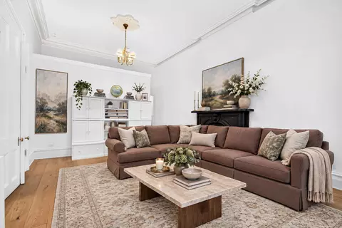 64 Sussex St, Jersey City, NJ 07302