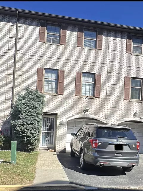 3634 Lincoln Ter, North Bergen, NJ 07047