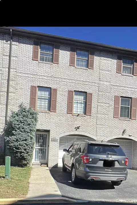 3634 Lincoln Ter, North Bergen, NJ 07047