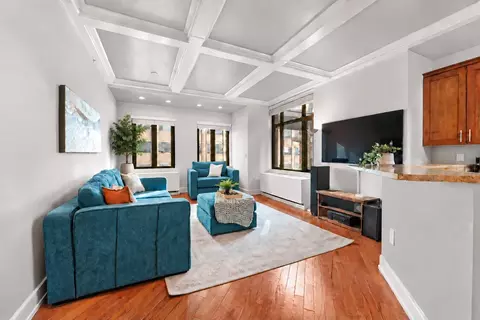 105 Greene St #604, Jersey City, NJ 07302