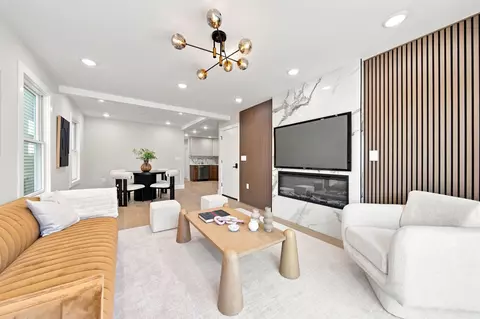 181 Webster Ave #1, Jersey City, NJ 07307