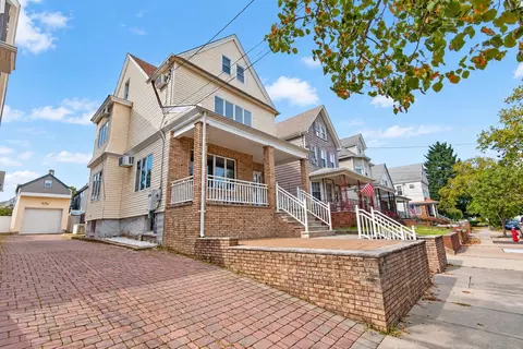 97 Garretson Ave, Bayonne, NJ 07002
