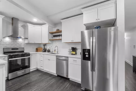 247 Montgomery St #B, Jersey City, NJ 07302