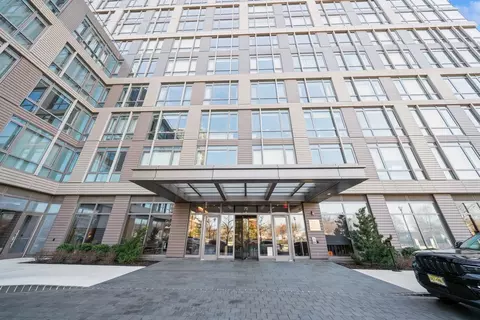 75 Park Ln S #510, Jersey City, NJ 07310