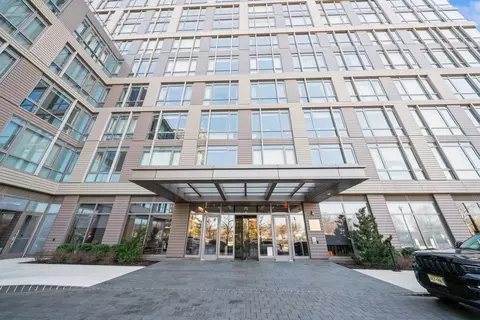 75 Park Ln S #510, Jersey City, NJ 07310