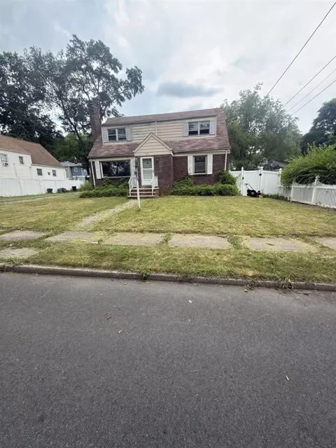 131 Intervale Rd, Teaneck, NJ 07666 photo 3