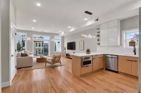 34 Thorne St #2, Jersey City, NJ 07307