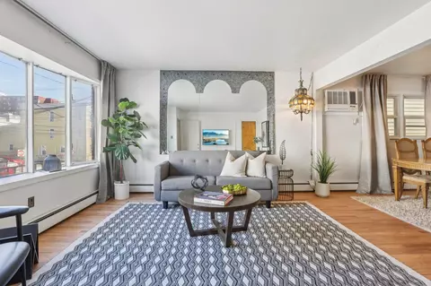 199 South St, Jersey City, NJ 07307