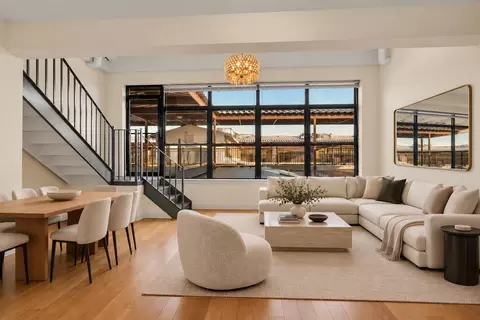 300 Communipaw Ave #0233, Jersey City, NJ 07304