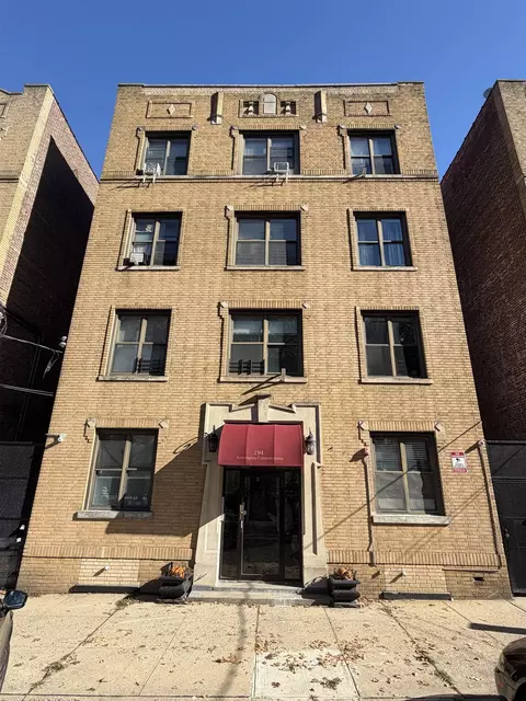 194 Kensington Ave #203, Jersey City, NJ 07306